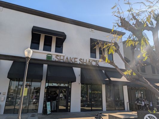 Shake Shack Brea by null