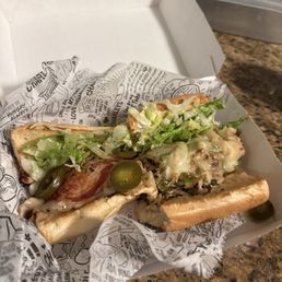 No sauce where is the mayo? Where is the seasoning? No sauce where is the mayo? Where is the seasoning?