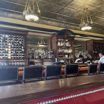 Lindey's - Bar - New American Near Me - Columbus, Ohio Lindey's - Bar - New American Near Me - Columbus, Ohio