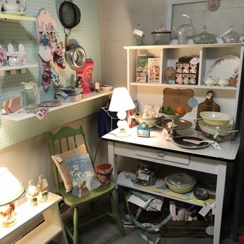 Junk and Disorderly On The South Side - Antiques Near Me - Superior, Wisconsin Junk and Disorderly On The South Side - Antiques Near Me - Superior, Wisconsin