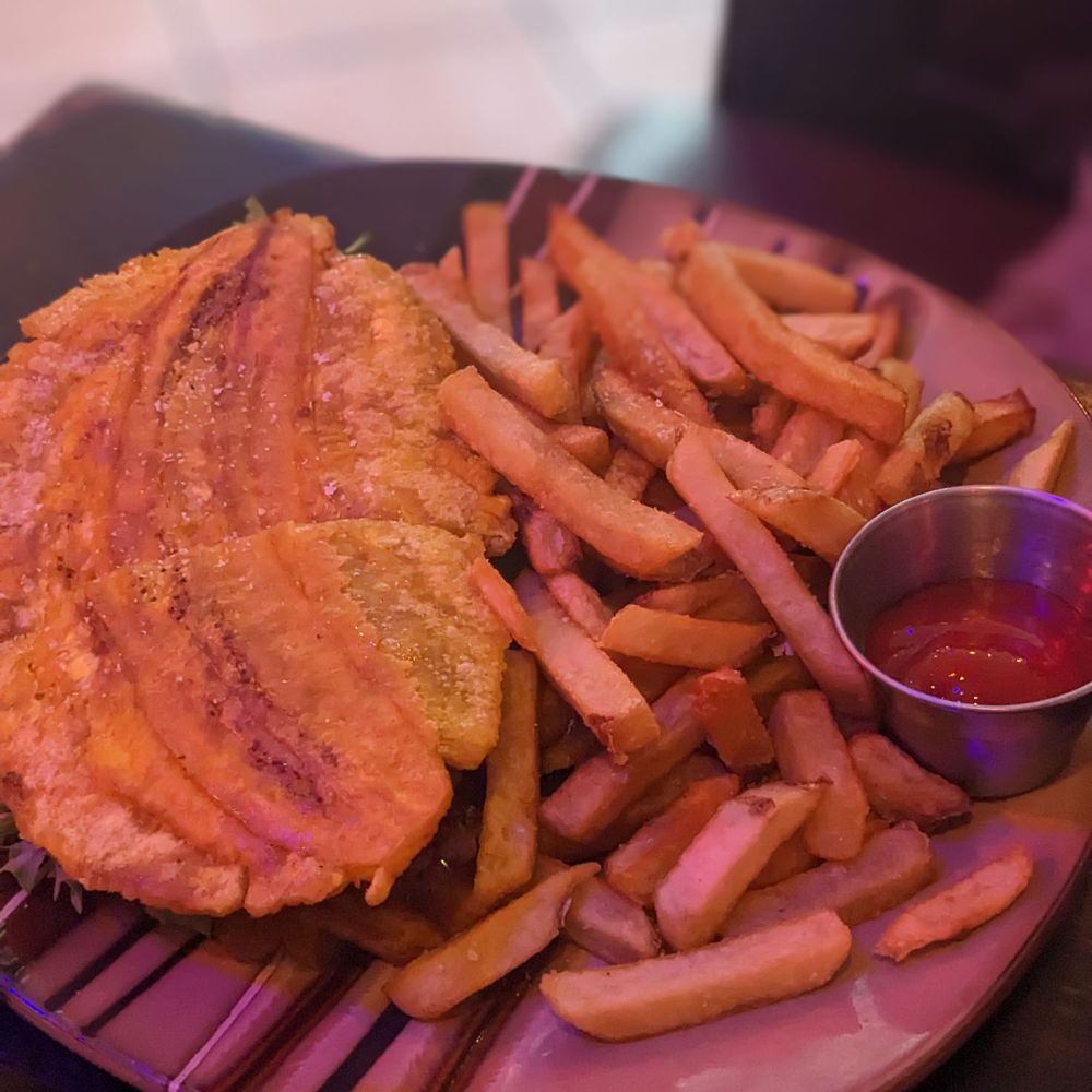 Dell Rooster - Steak jibarito - Latin American Near Me - Chicago, Illinois