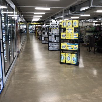 802 Bws - the inside of a grocery store - Beer, Wine & Spirits Near Me - Burlington, Vermont