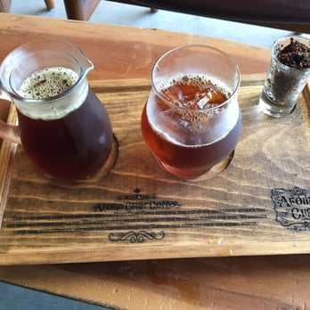 Aroma Craft Coffee - Iced Columbia Pour-over (light) - Smooth and refreshing. - Coffee Roasteries Near Me - Walnut, California