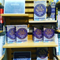 Waterstone's - Bright spot! #yelplondonrainbow @yelplondon