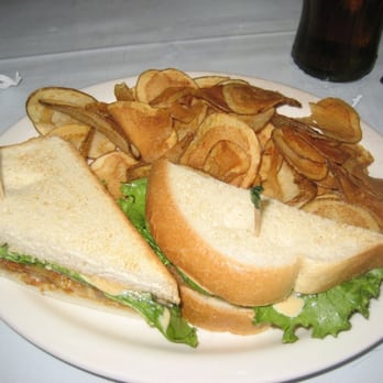 Huggin' Molly's - fried green tomato sandwich with homemade chips - Diners Near Me - Abbeville, Alabama Huggin' Molly's - fried green tomato sandwich with homemade chips - Diners Near Me - Abbeville, Alabama