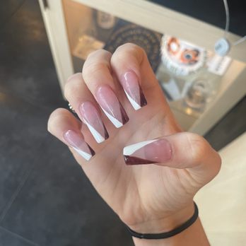 EDGE Instyle - French tip variation - Nail Salons Near Me - Portland, Oregon EDGE Instyle - French tip variation - Nail Salons Near Me - Portland, Oregon