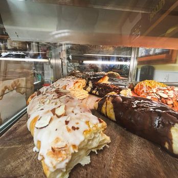 Sunny’s Local Grind - Fresh pastry - Coffee & Tea Near Me - Honolulu, Hawaii