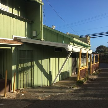 Central Maui Hostel - Restaurant attached/next door - Hostels Near Me - Wailuku, Hawaii Central Maui Hostel - Restaurant attached/next door - Hostels Near Me - Wailuku, Hawaii
