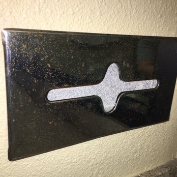 Quality Inn Airport - Rust on an empty Kleenex box holder - Hotels Near Me - Saint Louis, Missouri Quality Inn Airport - Rust on an empty Kleenex box holder - Hotels Near Me - Saint Louis, Missouri