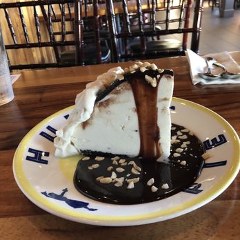 Duke's Malibu - Kimo 's Original Hula Pie® - New American Near Me - Malibu, California