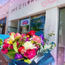 Love U Flowers - Thank you Hailey for always making gorgeous flowers!! Truly the best!! A-M-A-Z-I-N-G!!
