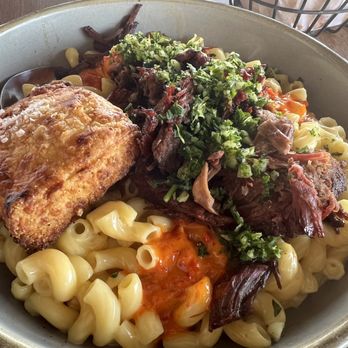 Big Grove Brewery - Brisket Mac and cheese - Brewpubs Near Me - Des Moines, Iowa Big Grove Brewery - Brisket Mac and cheese - Brewpubs Near Me - Des Moines, Iowa