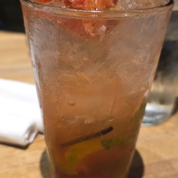 Cheddar's Scratch Kitchen - Strawberry Mojito super delicious - Comfort Food Near Me - Kissimmee, Florida Cheddar's Scratch Kitchen - Strawberry Mojito super delicious - Comfort Food Near Me - Kissimmee, Florida