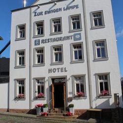 Zur Ewigen Lampe