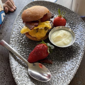 Lamplight Lounge - Kids Mini Brunch Burger - New American Near Me - Anaheim, California