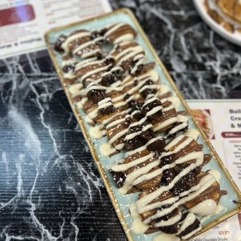 Royal chocolate - Oreo mini pancakes - Juice Bars & Smoothies Near Me - Mechanicsburg, Pennsylvania Royal chocolate - Oreo mini pancakes - Juice Bars & Smoothies Near Me - Mechanicsburg, Pennsylvania