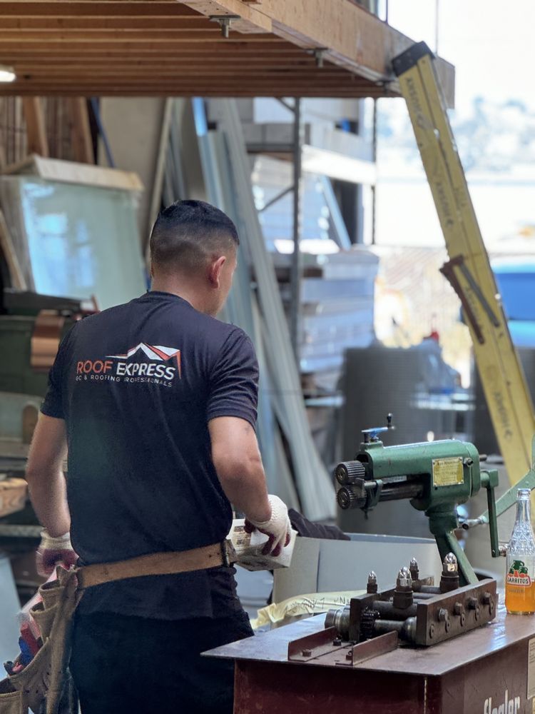 Slide of ROOF EXPRESS