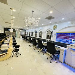 Lovely Nails - Nail Avenue &Pedispa