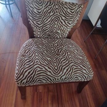 SoCal Cleaning LA & OC - The colors on this chair pop out now after the cleaning. - Office Cleaning Near Me - West Hollywood, California