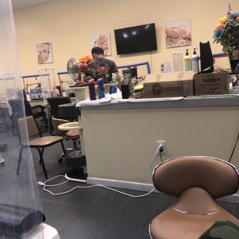 Botanical Nails & Spa - Nail Salons Near Me - Patterson, California