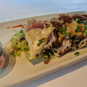 Bonefish Grill - Seared Ahi tuna, encrusted with black and white sesame seeds, was a nice start to the meal. - Seafood Near Me - Troy, Michigan