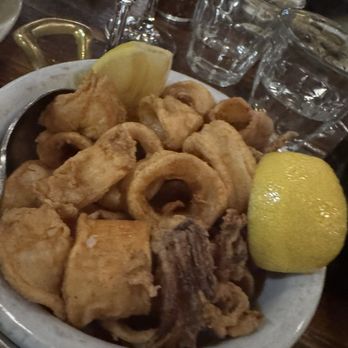 Seppe Pizza Bar - Fried Calamari - Pizza Near Me - Staten Island, New York Seppe Pizza Bar - Fried Calamari - Pizza Near Me - Staten Island, New York