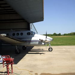 West Tennessee Skydiving - The Super King Air gets back to work after my H.A.L.O. tandem skydive...on April 29, 2013.