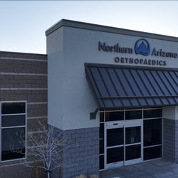 Northern Arizona Orthopaedics - Flagstaff - Exterior - Flagstaff Clinic
