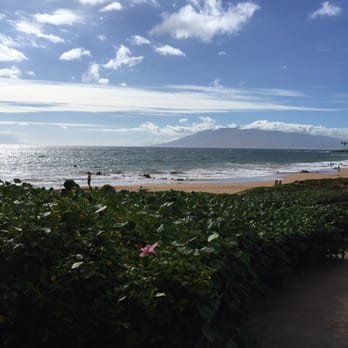 Chang's Beach, Five Graves, Five Caves - Beaches Near Me - Kihei, Hawaii