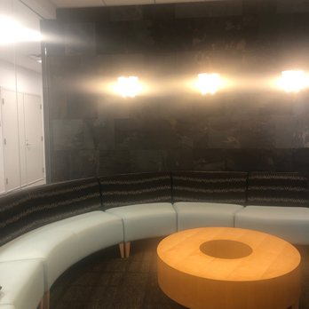 Dental Salon - The waiting area - Cosmetic Dentists Near Me - Chicago, Illinois Dental Salon - The waiting area - Cosmetic Dentists Near Me - Chicago, Illinois