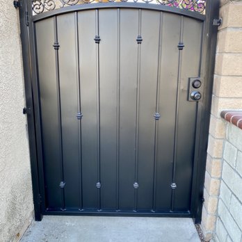 Ramos Iron works - Side Gate - Fences & Gates Near Me Ramos Iron works - Side Gate - Fences & Gates Near Me