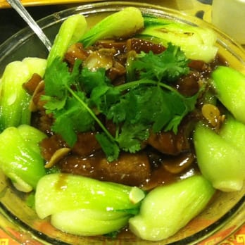 Din Ho Chinese BBQ - Pork belly with dried mustard cabbage and bok choy - Barbeque Near Me - Austin, Texas Din Ho Chinese BBQ - Pork belly with dried mustard cabbage and bok choy - Barbeque Near Me - Austin, Texas