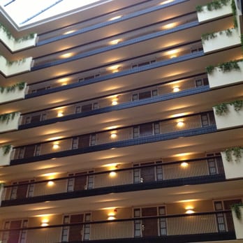 Embassy Suites by Hilton Columbus - Hotels Near Me - Columbus, Ohio