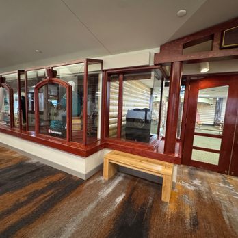 Fairmont Jasper Park Lodge - shops - Hotels Near Me - Jasper, Alberta