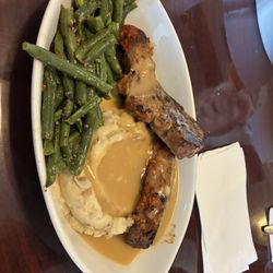 Carson's Tavern - Meatloaf