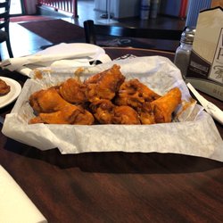 Burny's Sport Bar - Great chicken wings and beer