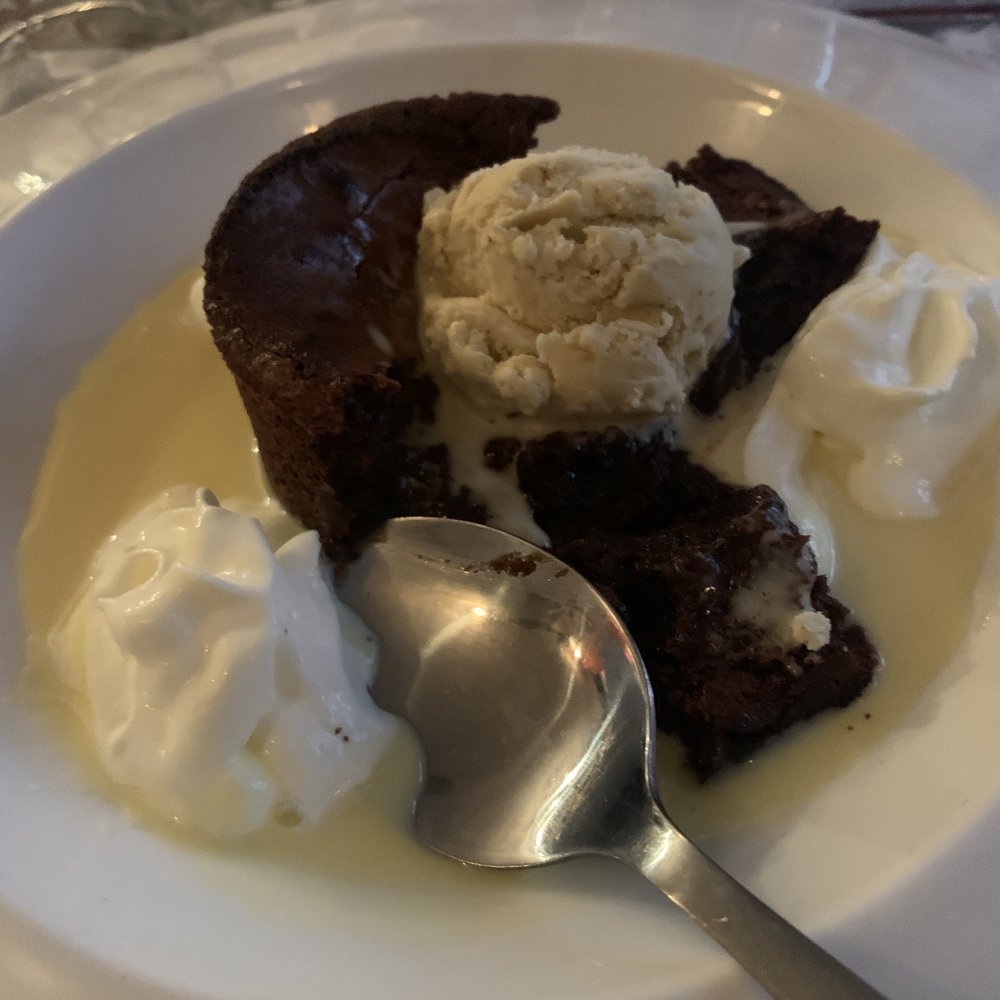 La Cave Gourmande - Chocolate cake - Bistros Near Me - Paris, 75