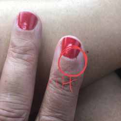 Happy Nails