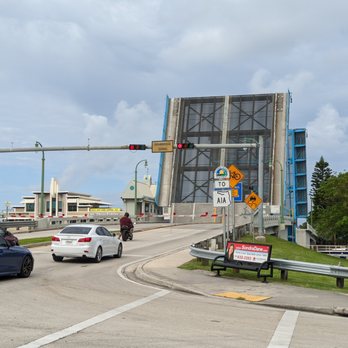 Commercial Boulevard Bridge - Commercial Boulevard Bridge, Fort Lauderdale - Landmarks & Historical Buildings Near Me - Fort Lauderdale, Florida Commercial Boulevard Bridge - Commercial Boulevard Bridge, Fort Lauderdale - Landmarks & Historical Buildings Near Me - Fort Lauderdale, Florida