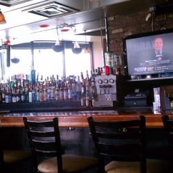 8/10 Bar & Grille