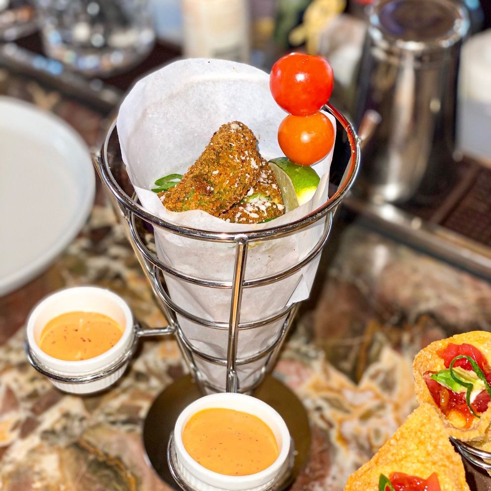 Henry's Palm Beach - Haas Avocado Fries - Bars Near Me - Palm Beach, Florida