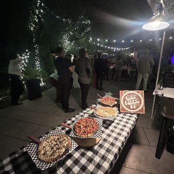 Hi-Fi Pizza Pi - Caterers Near Me Hi-Fi Pizza Pi - Caterers Near Me