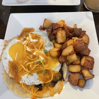 The Bryant Corner Cafe & Bakery - Huevos rancheros - Bakeries Near Me - Seattle, Washington
