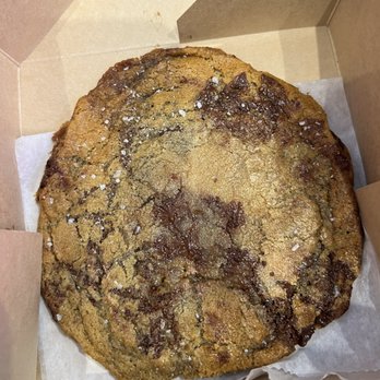 The Pastry Box - 1/4 lb chocolate chip cookie - Bakeries Near Me - New York, New York The Pastry Box - 1/4 lb chocolate chip cookie - Bakeries Near Me - New York, New York