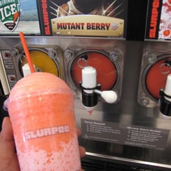7-Eleven - Mutant Berry!!!!!   Mmm!!!