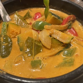 Bhan Mae Vane - Thai Near Me - Alameda, California