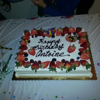Cream Pan - Half sheet strawberry cake $75 - Bakeries Near Me - Tustin, California Cream Pan - Half sheet strawberry cake $75 - Bakeries Near Me - Tustin, California