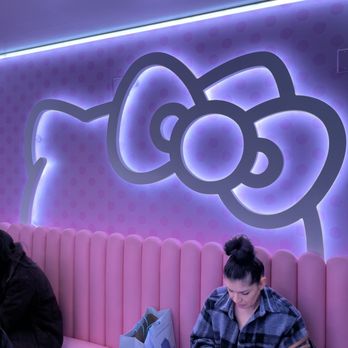 Hello Kitty Cafe - Themed Cafes Near Me - Las Vegas, Nevada