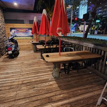 Capone's Flicker Lite - Pizza Near Me - Hollywood, Florida