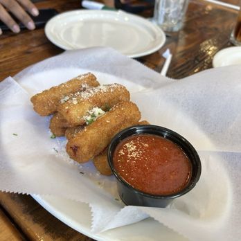 Cucina Pizza & Bar - Mozzarella Cheese Wedge - Salad Near Me - Orlando, Florida